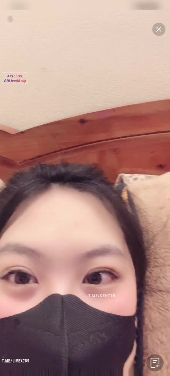 Mina em teen Việt hàng múp lồn hồng cực dâm thích livetream show hàng public p3